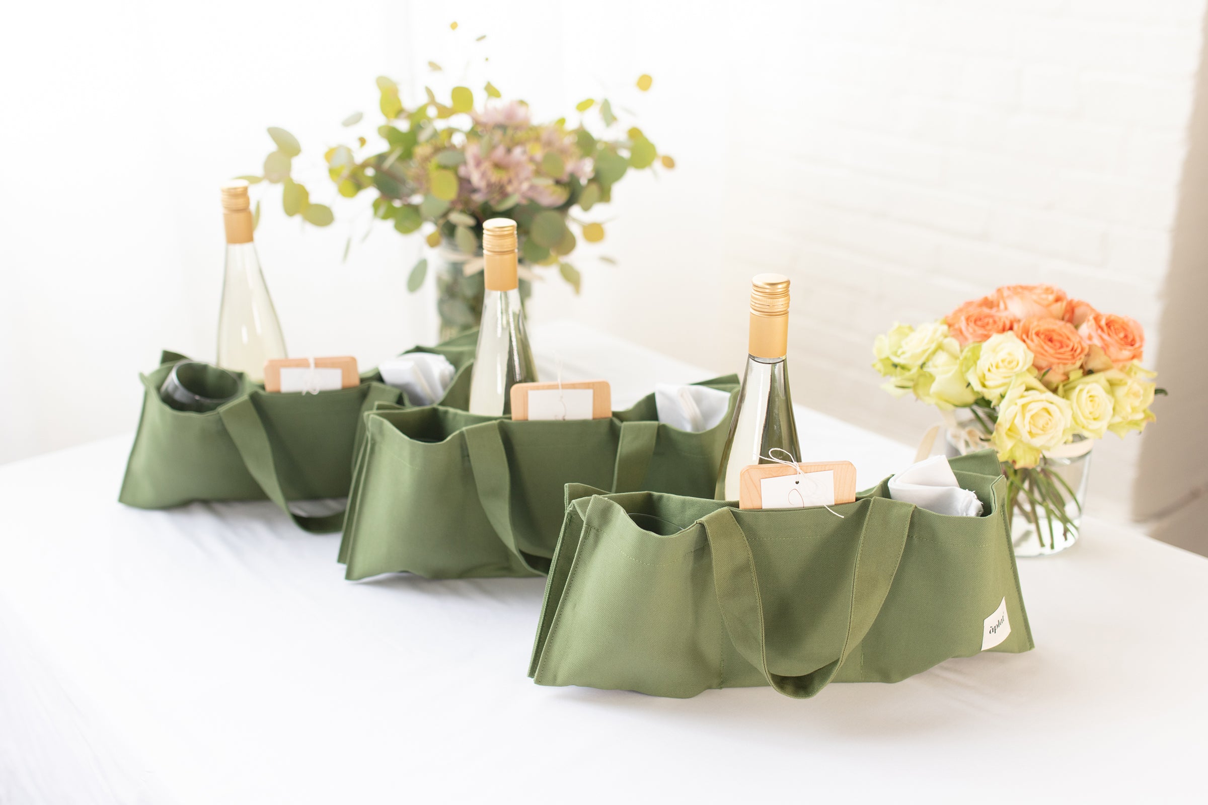 Perfect Gifts for Weddings of Every Season