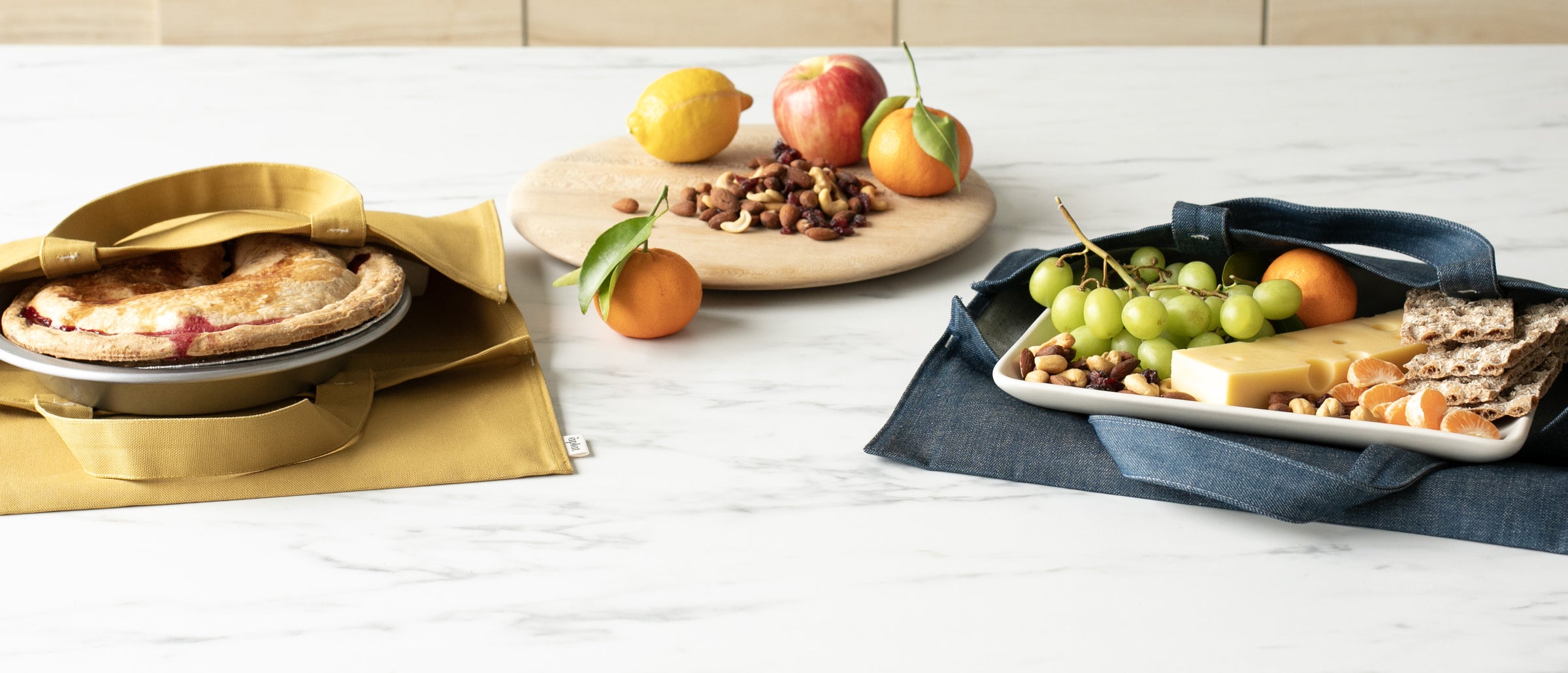 Reusable zero waste canvas food carriers for pies, casseroles, and cookware. Ideal gifts for home chefs.