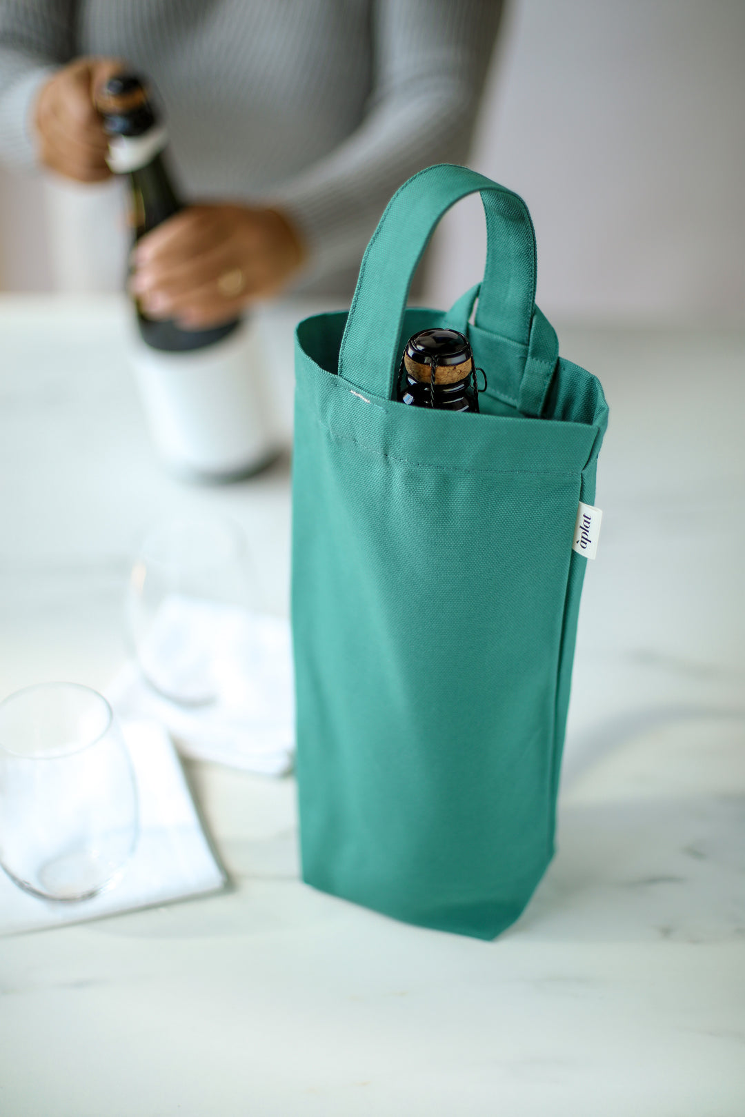 Vin Single Bottle Tote | Kale