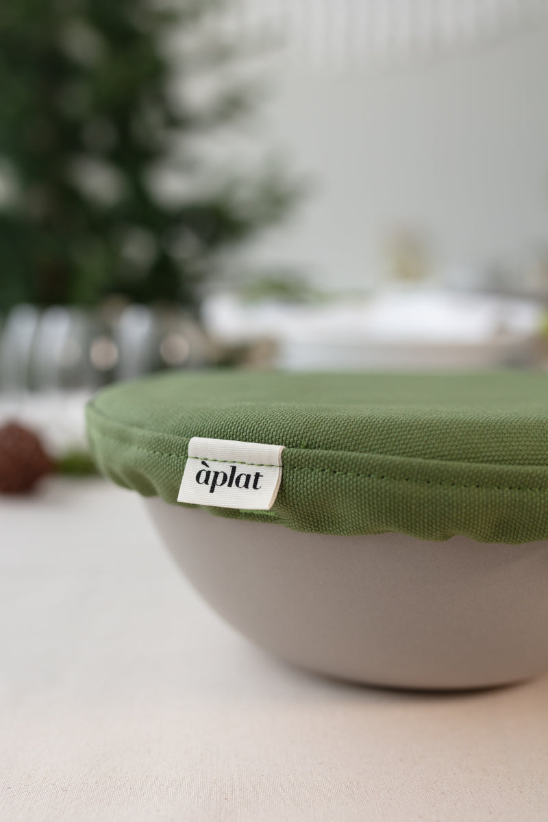 http://aplat.com/cdn/shop/products/Aplat-Small-Bowl-Cover-Olive-13_1200x1200.jpg?v=1663261155