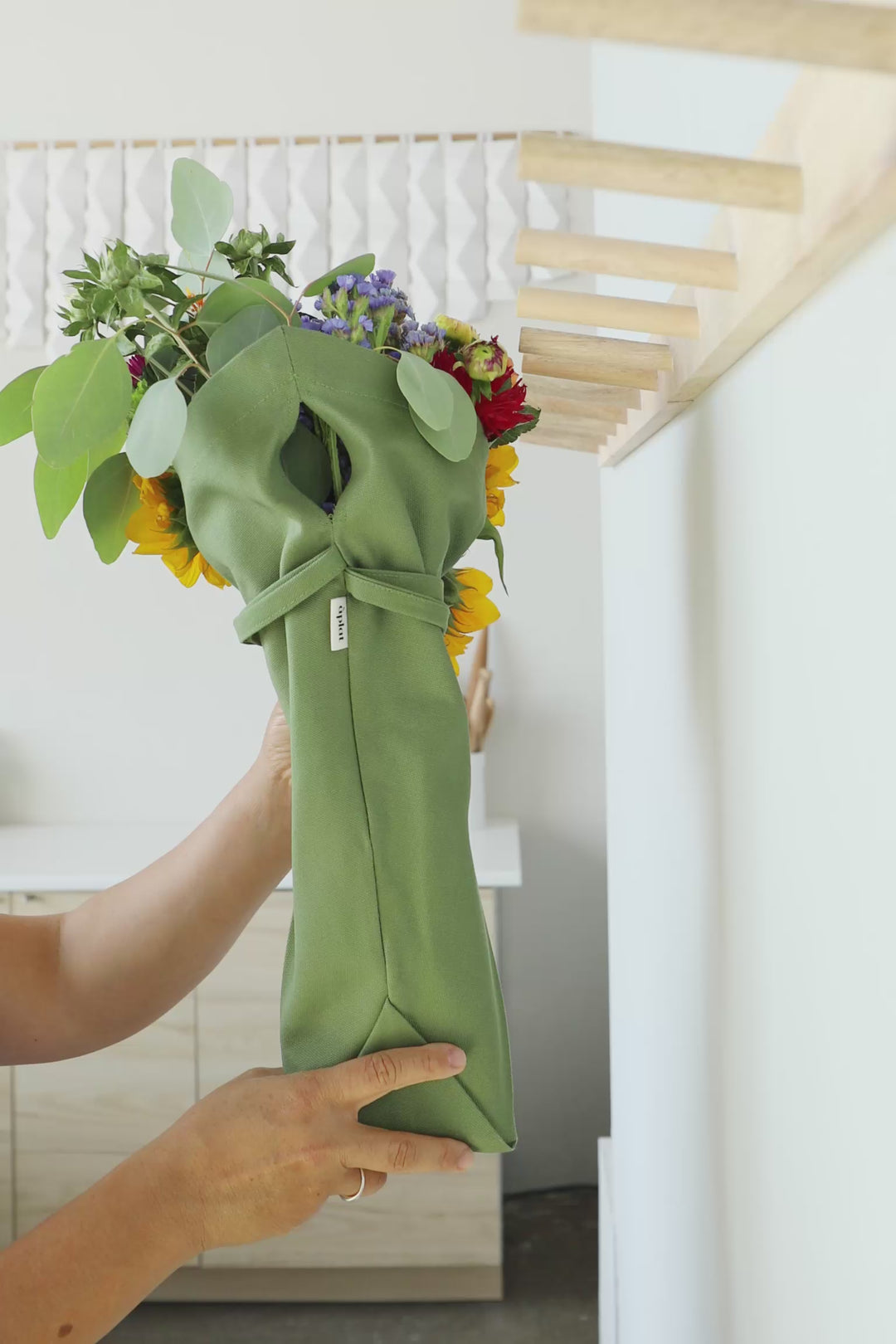 Jardin Bouquet Tote | Olive