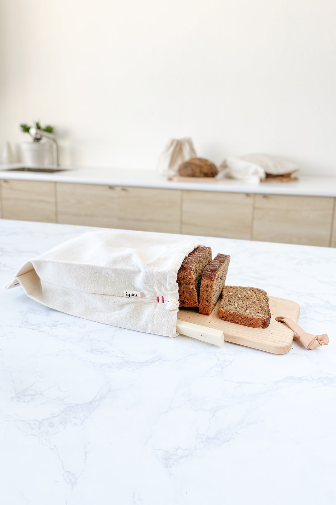 Bois Bread Board | Medium
