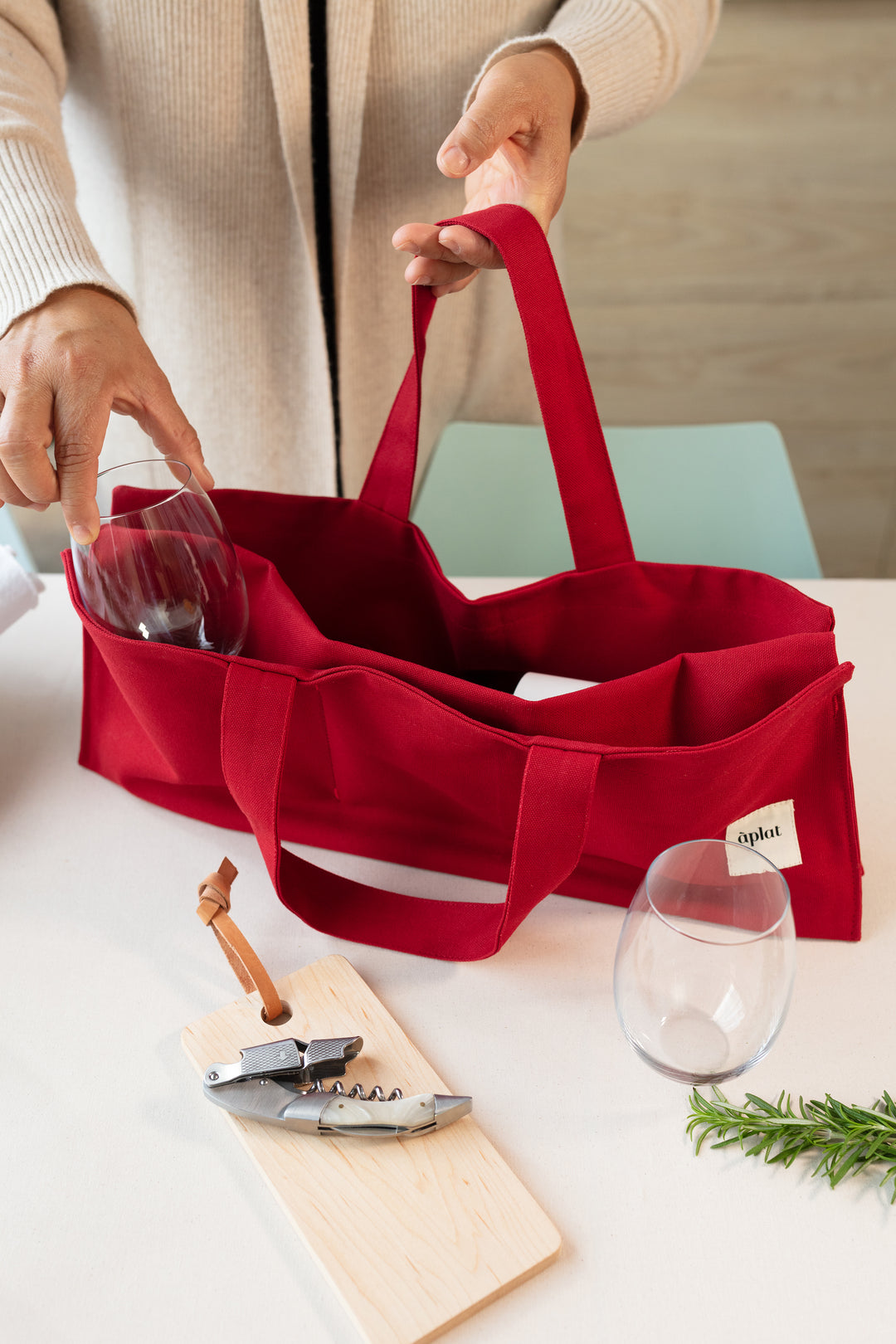 Vin One Bottle Picnic Tote | Cranberry