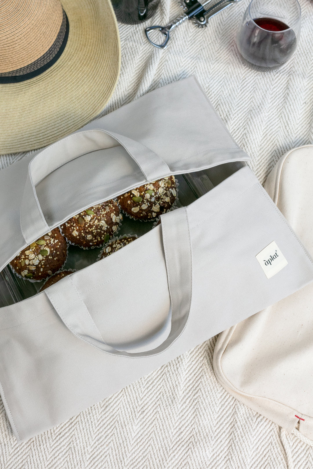 Plat Casserole Tote | Stone