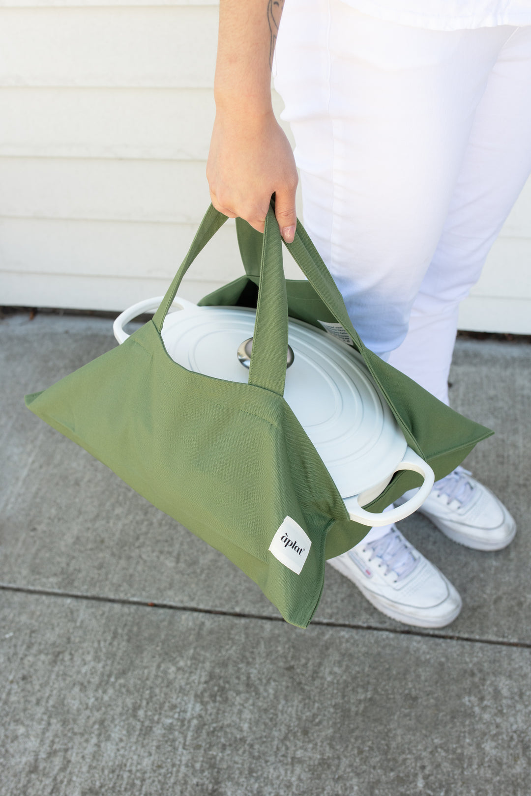 Plat Grand Cookware Tote | Olive